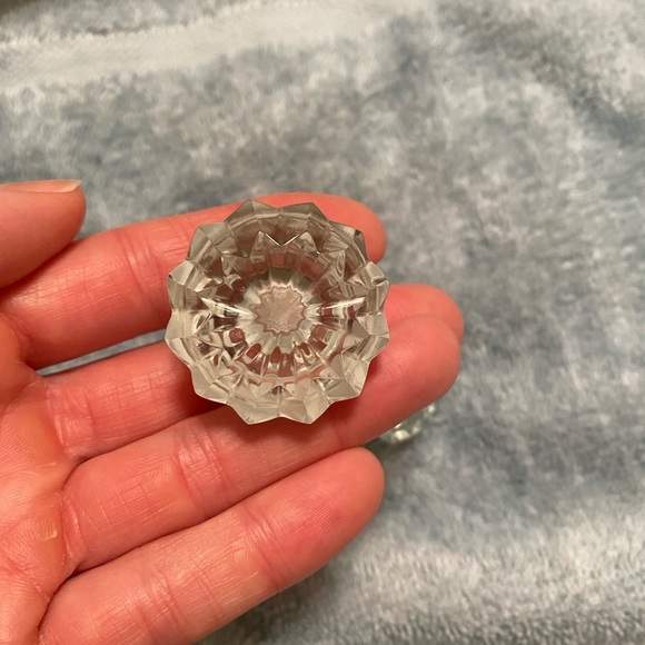 Glass Bloom Knobs Set of 4 - Picture 3 of 5